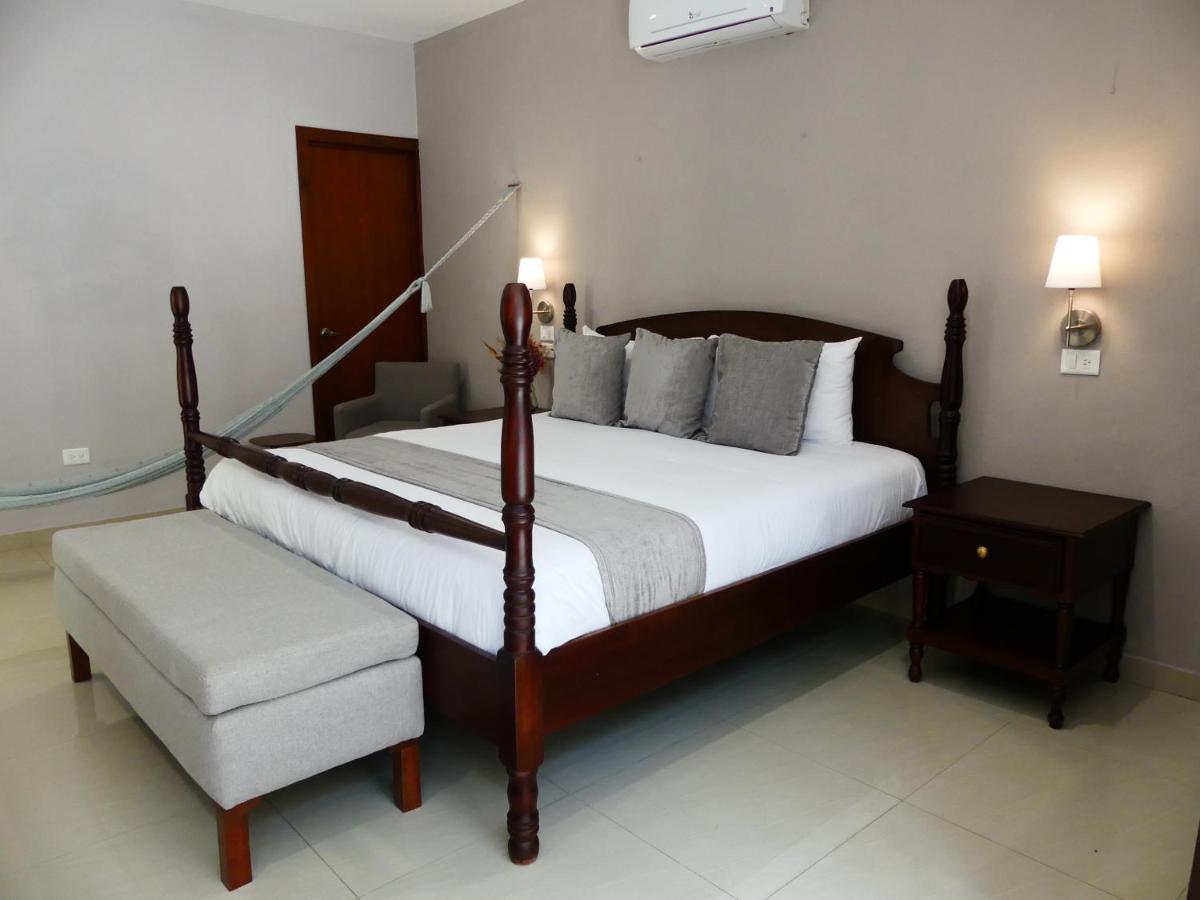 Junior Suite,1377832748:JPEG